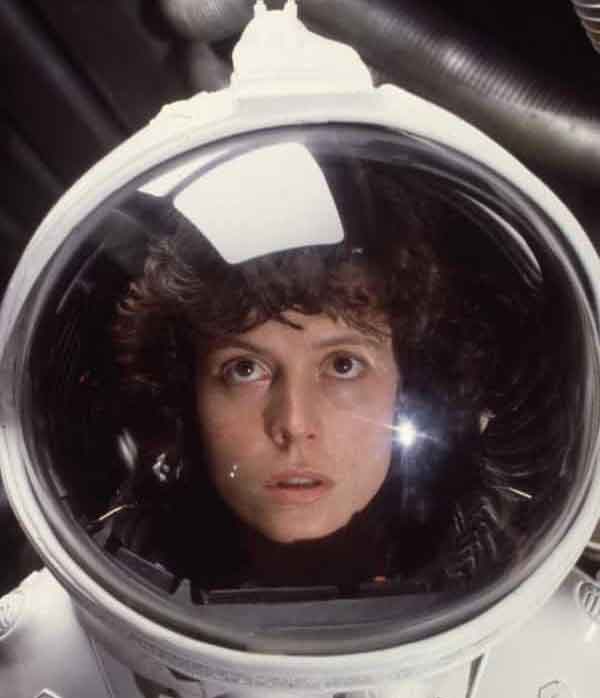 Sigourney Weaver as Ripley