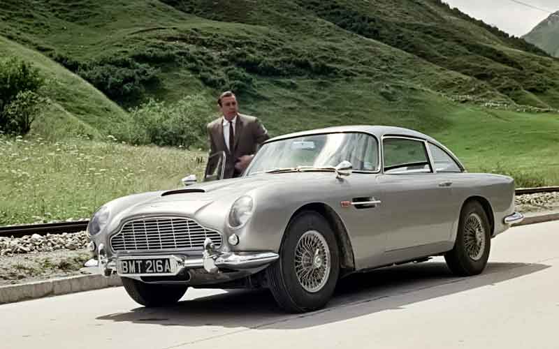 James Bond's DB5 - Aston Martin DB5
