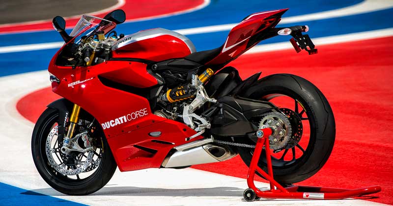 Ducati Panigale 1199 R (top speed 322 km/h)