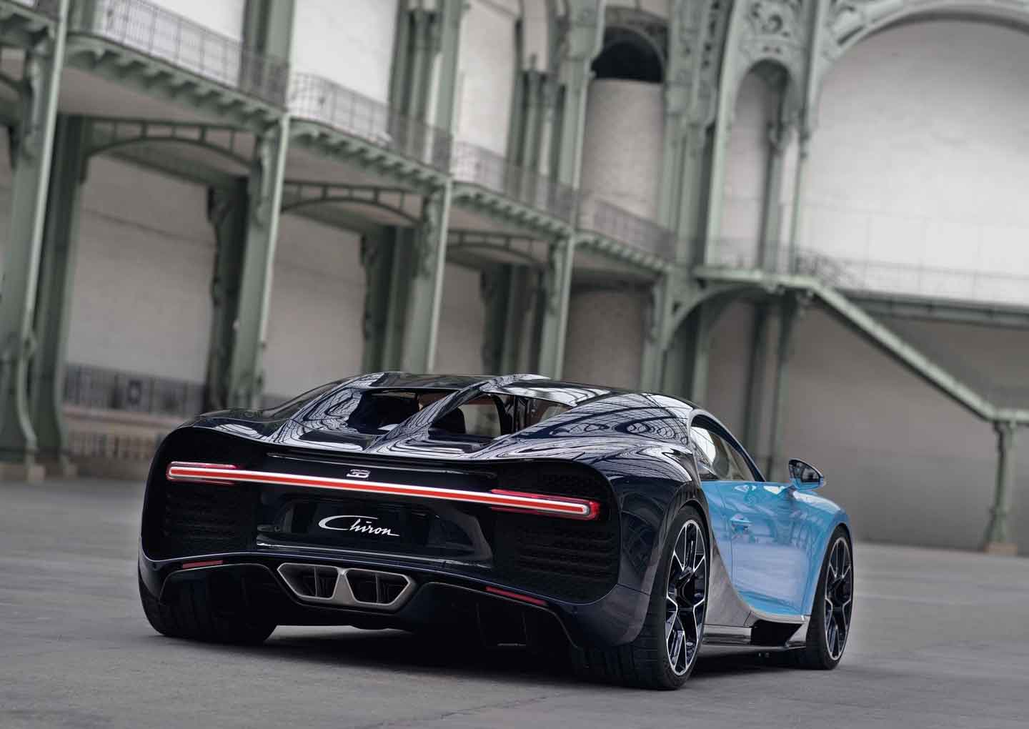 Bugatti Chiron (2017)