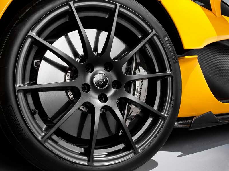 McLaren P1