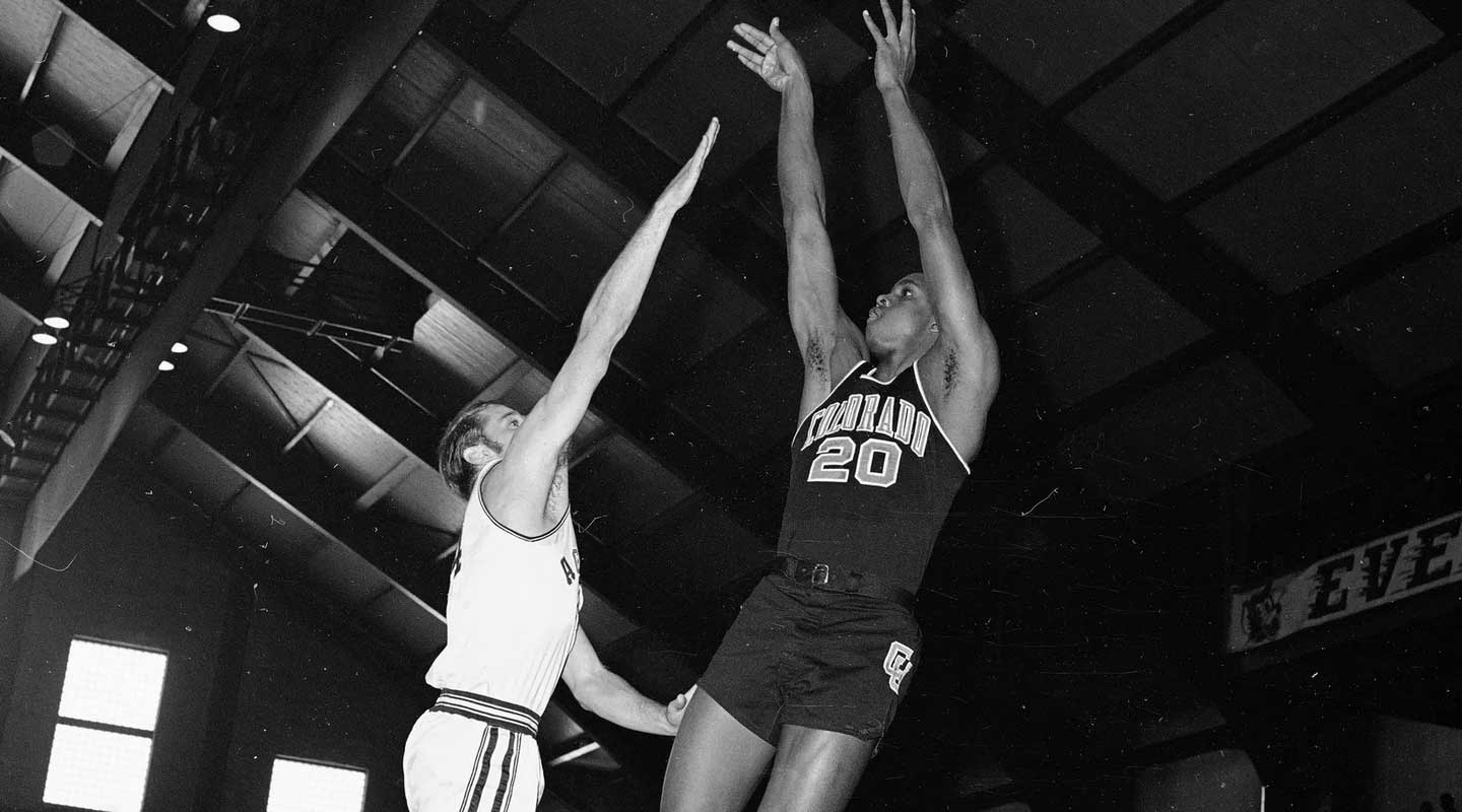 Cliff Meely