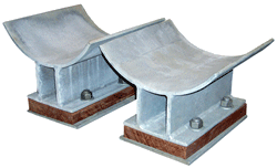 Insulated pipe supports with Permali wood bases